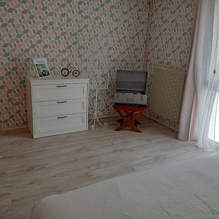 니오르 Chez Papinette, Proche Gare Et Centre, Pdj Compris 아파트 외부 사진